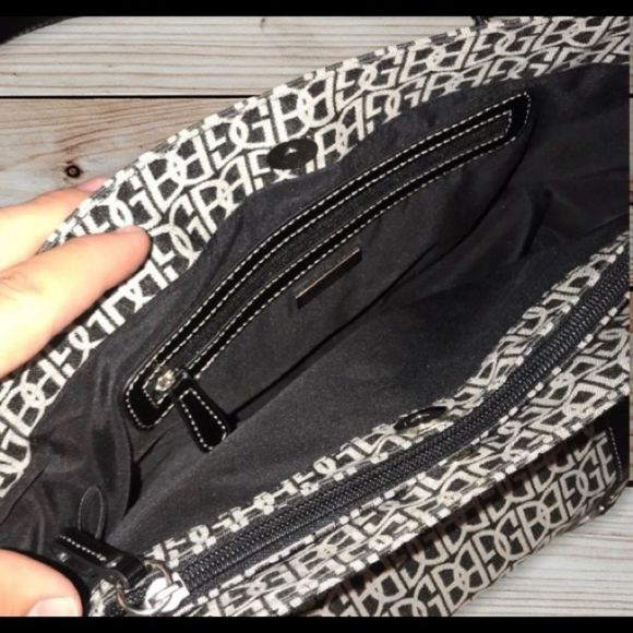 NWOT Giani Bernini Monogram Handbag - Picture 5 of 8